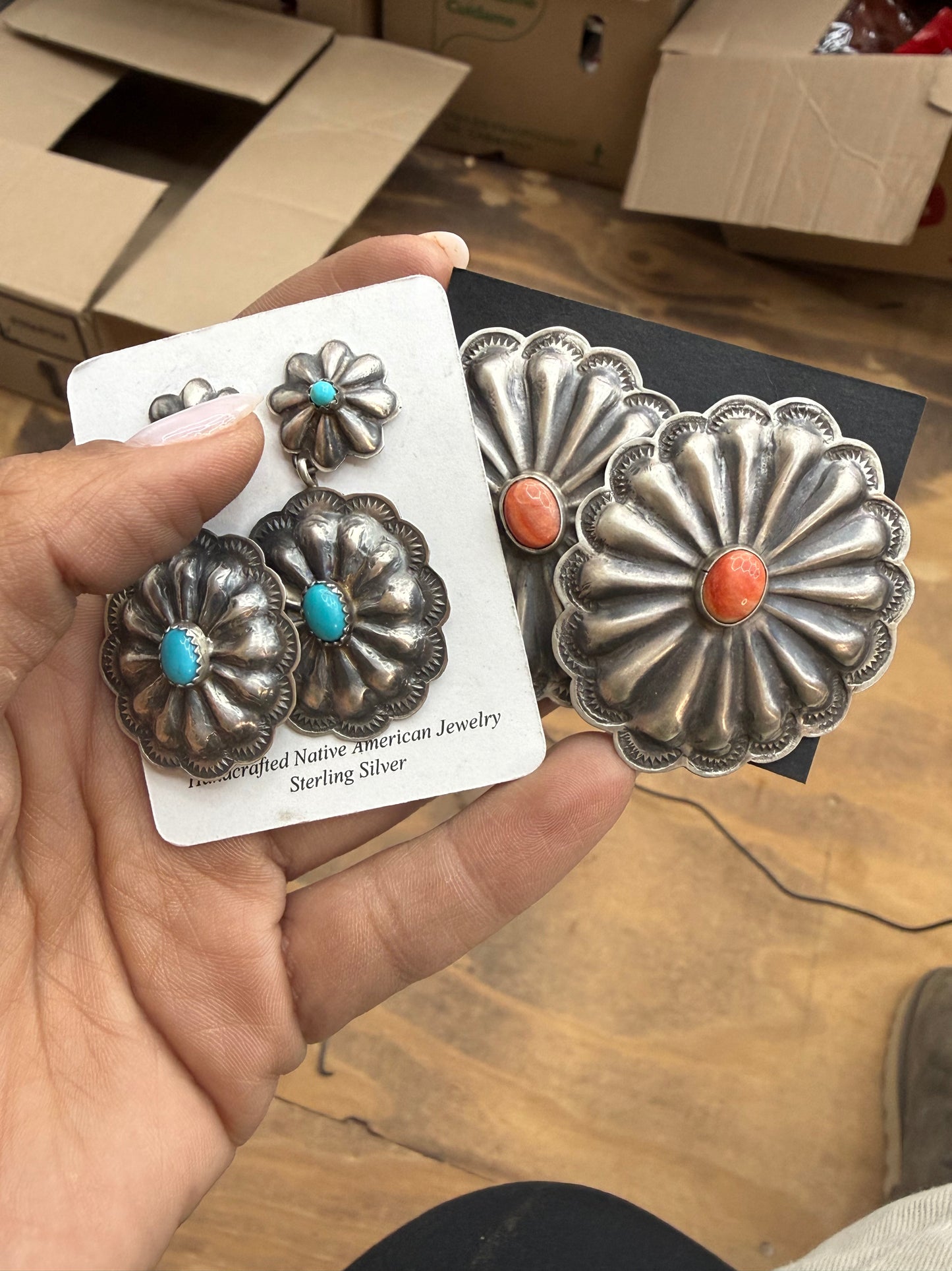Alyssa Rita Lee dangles 2/2