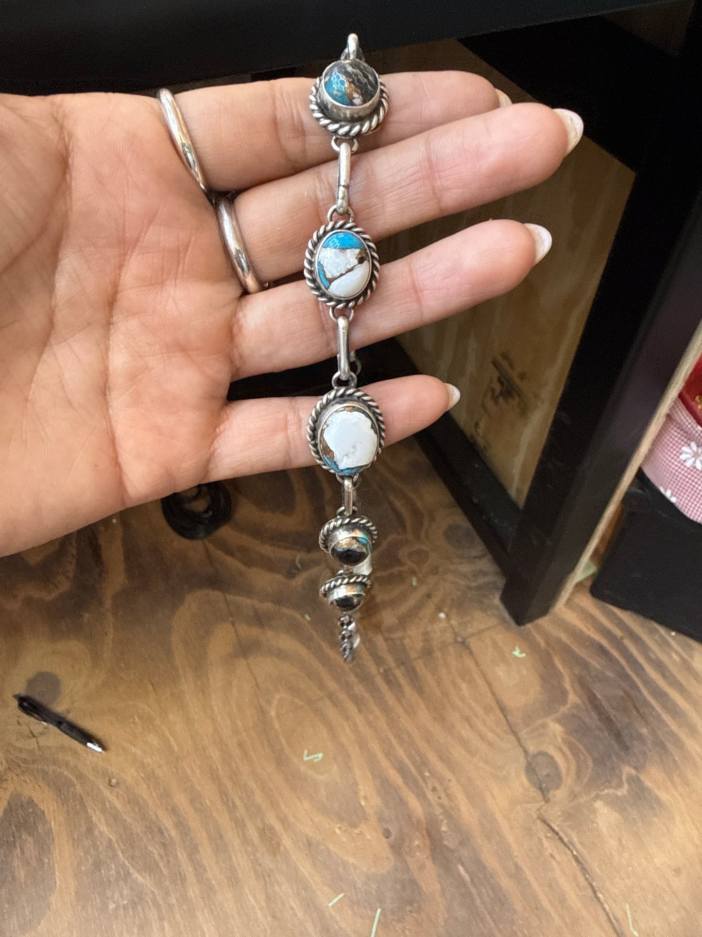 Tara ALargo Choker