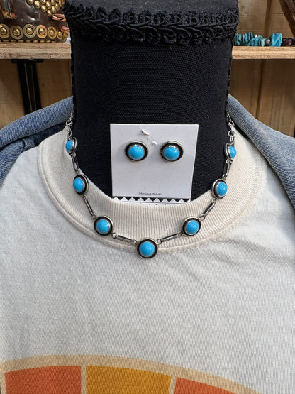 71. ML Perry Kingman Necklace Set