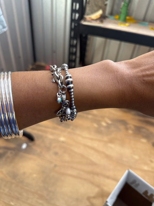 Karin machine made bracelet