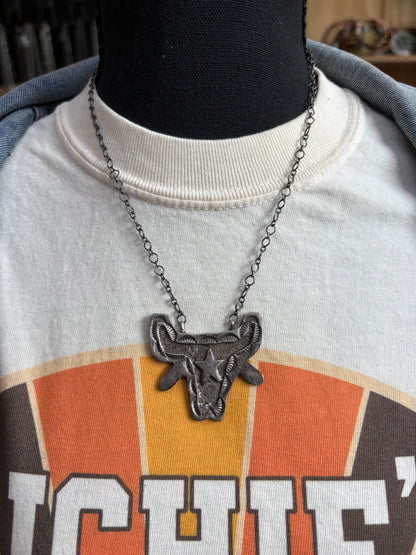 46. Emerson Kinsel Sterling Silver Bullskull Necklace