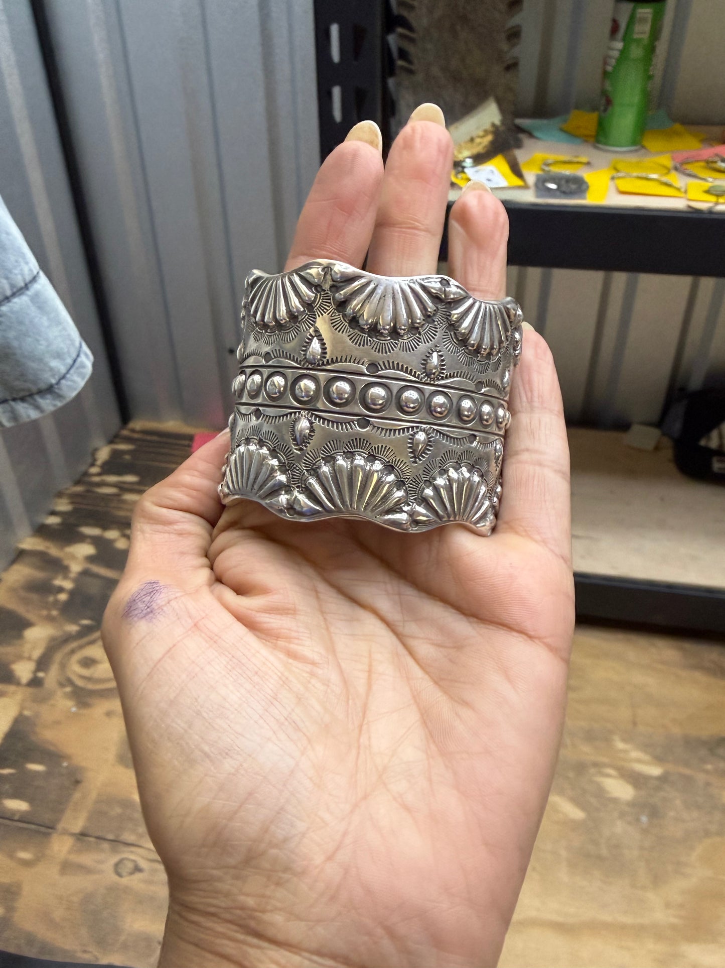 Nc lady g Livingston cuff